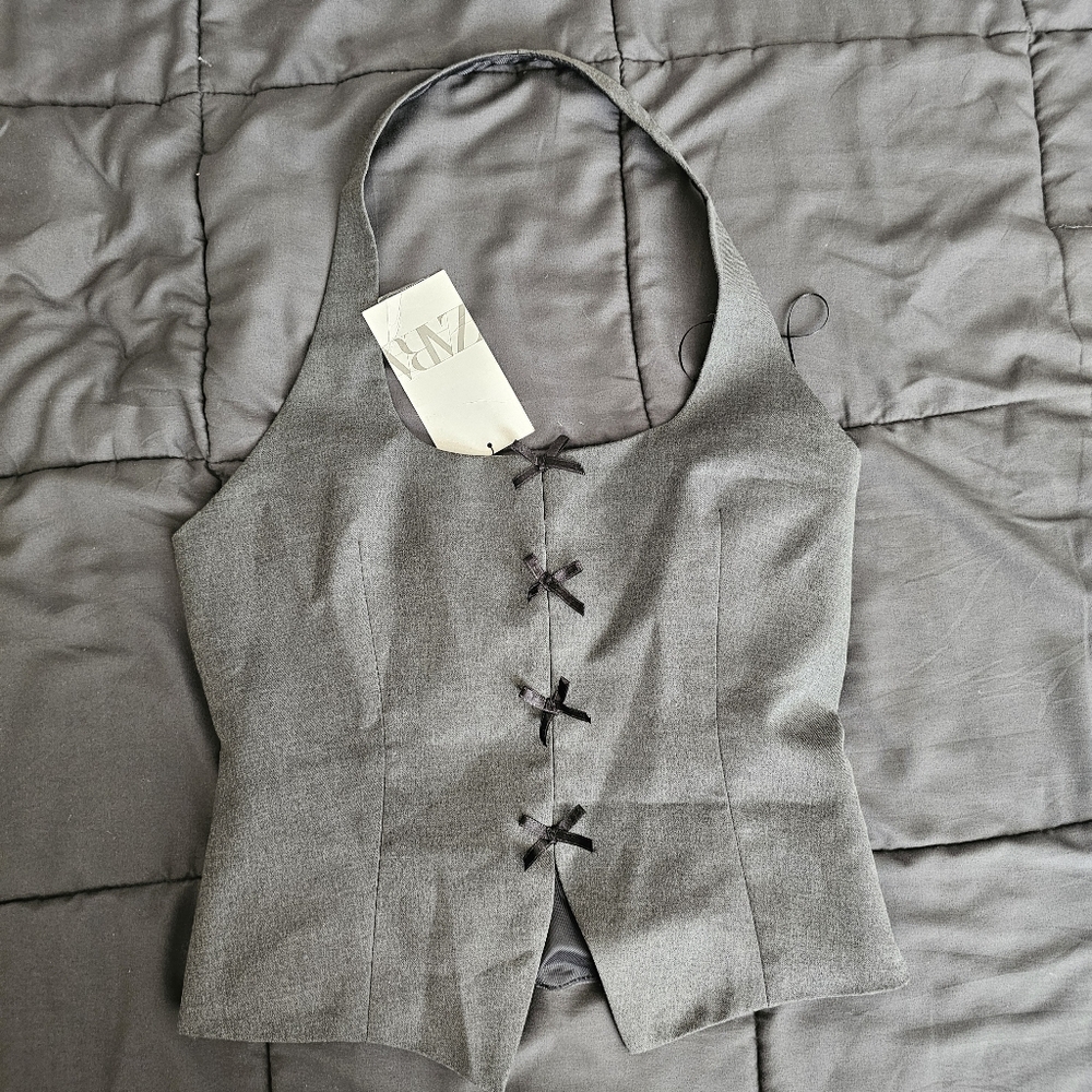 NWT - Zara Bow Gray Top